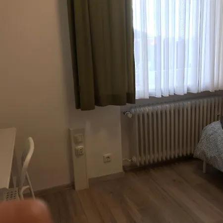 Brahms 25 Homestay szállás *