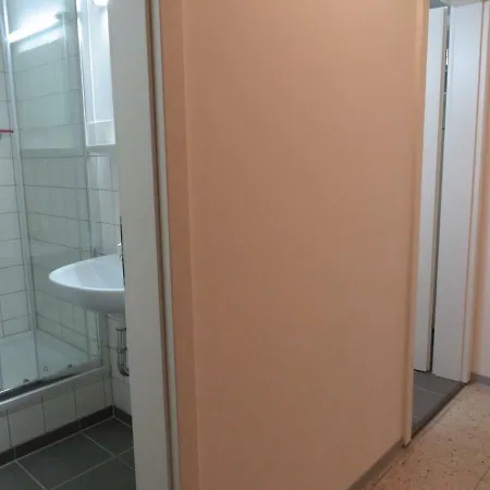 Séjour chez l'habitant Brahms 25 *