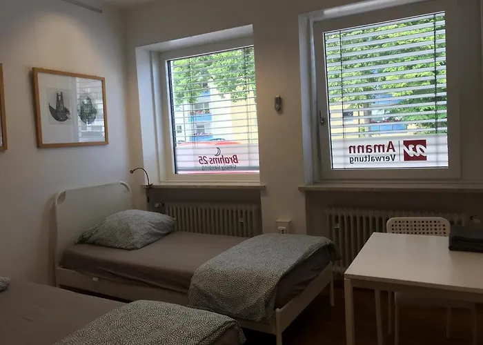 Brahms 25 Homestay *